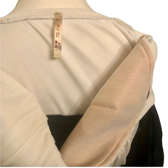 Women’s Black & White Mini Dress (by Tulip) - Picture 4 of 16